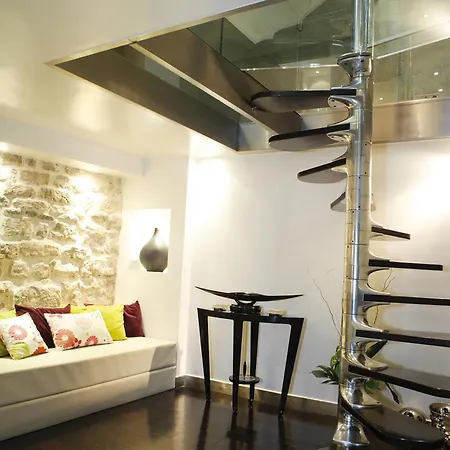 Apartment Luxury Two-story Designer Loft In Epicenter - Bright And Spacious