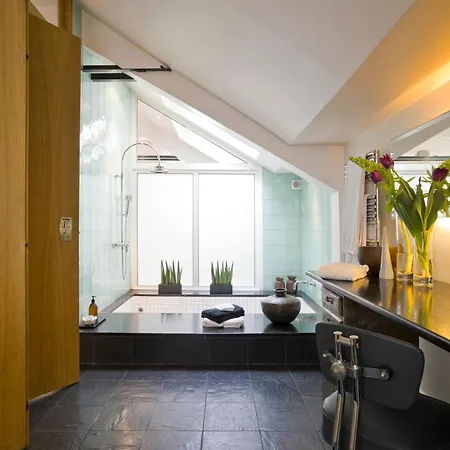 Luxury Two-story Designer Loft In Epicenter - Bright And Spacious * Paris