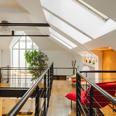Luxury Two-story Designer Loft In Epicenter - Bright And Spacious Apartment Paris